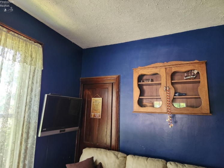 115 Vine Street, Wellington, 44090, 4 Bedrooms Bedrooms, ,2 BathroomsBathrooms,Residential,For Sale,Vine,20252619