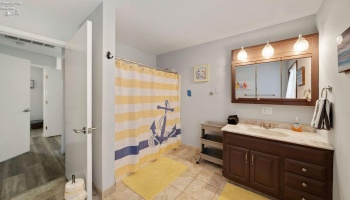 389 Loraine Avenue, Put-In-Bay, 43456, 2 Bedrooms Bedrooms, ,2 BathroomsBathrooms,Residential,For Sale,Loraine,20254243