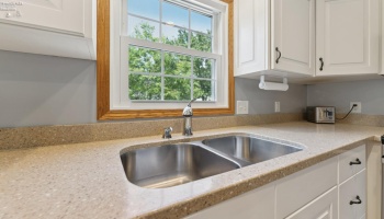 932 Glenview Drive, Huron, 44839, 3 Bedrooms Bedrooms, ,3 BathroomsBathrooms,Residential,For Sale,Glenview,20253091 932 Glenview Drive, Huron, 44839, 3 Bedrooms Bedrooms, ,3 BathroomsBathrooms,Residential,For Sale,Glenview,20253091