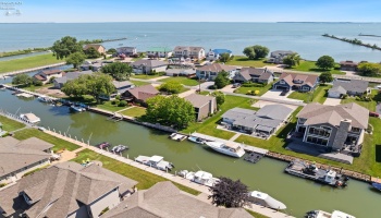 2914 Perch, Port Clinton, 43452, 3 Bedrooms Bedrooms, ,3 BathroomsBathrooms,Residential,For Sale,Perch,20252433