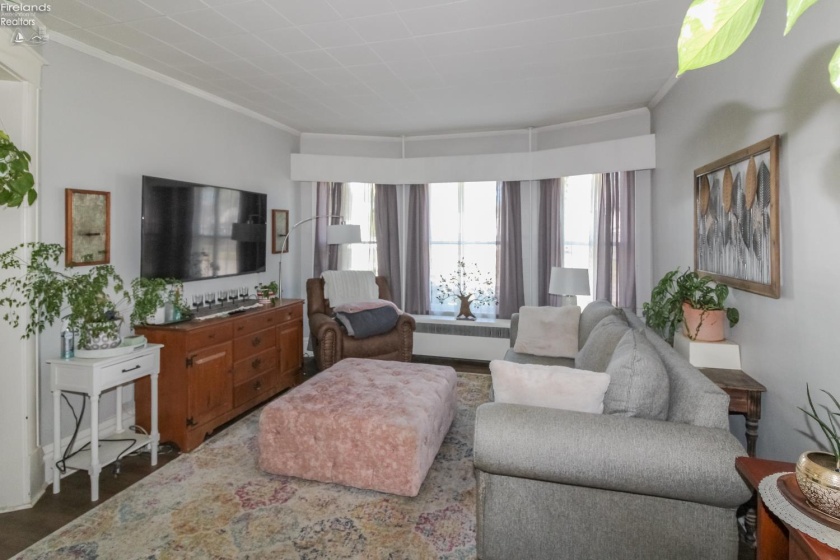 229 4th Street, Port Clinton, 43452, 3 Bedrooms Bedrooms, ,2 BathroomsBathrooms,Residential,For Sale,4th,20254084