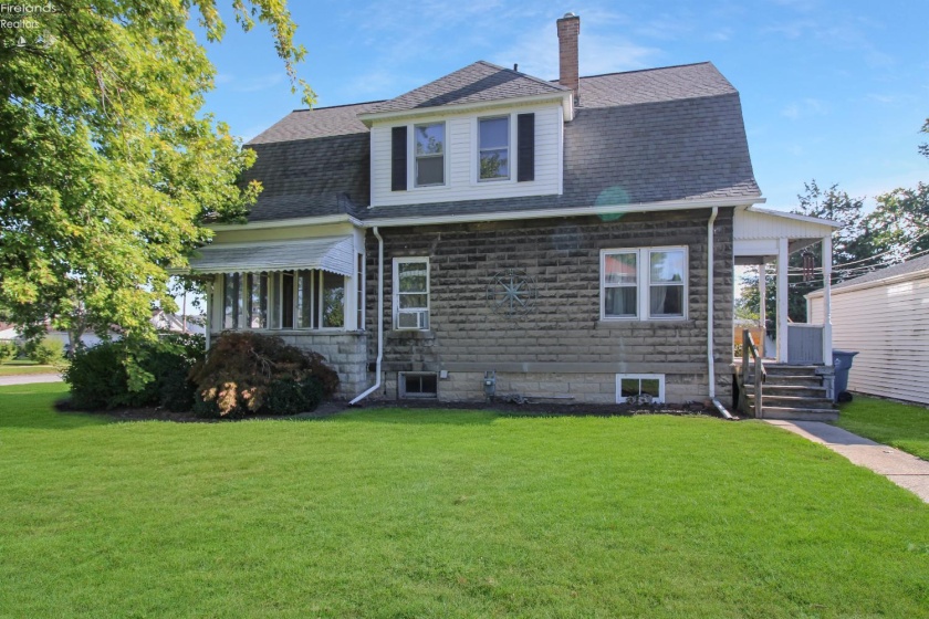 229 4th Street, Port Clinton, 43452, 3 Bedrooms Bedrooms, ,2 BathroomsBathrooms,Residential,For Sale,4th,20254084