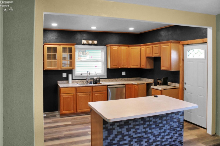 49 Nevada, Toledo, 43605, 3 Bedrooms Bedrooms, ,1 BathroomBathrooms,Residential,For Sale,Nevada,20253872