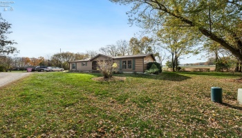 70 Niese Place, Put-In-Bay, 43456, 3 Bedrooms Bedrooms, ,2 BathroomsBathrooms,Residential,For Sale,Niese Place,20254279