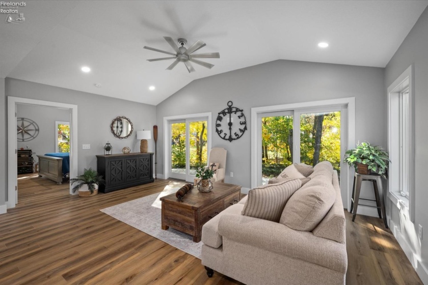 1921 Nan Avenue, Marblehead, 43440, 3 Bedrooms Bedrooms, ,2 BathroomsBathrooms,Residential,For Sale,Nan,20254284