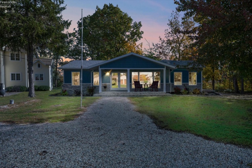 1921 Nan Avenue, Marblehead, 43440, 3 Bedrooms Bedrooms, ,2 BathroomsBathrooms,Residential,For Sale,Nan,20254284