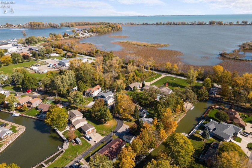 1921 Nan Avenue, Marblehead, 43440, 3 Bedrooms Bedrooms, ,2 BathroomsBathrooms,Residential,For Sale,Nan,20254284