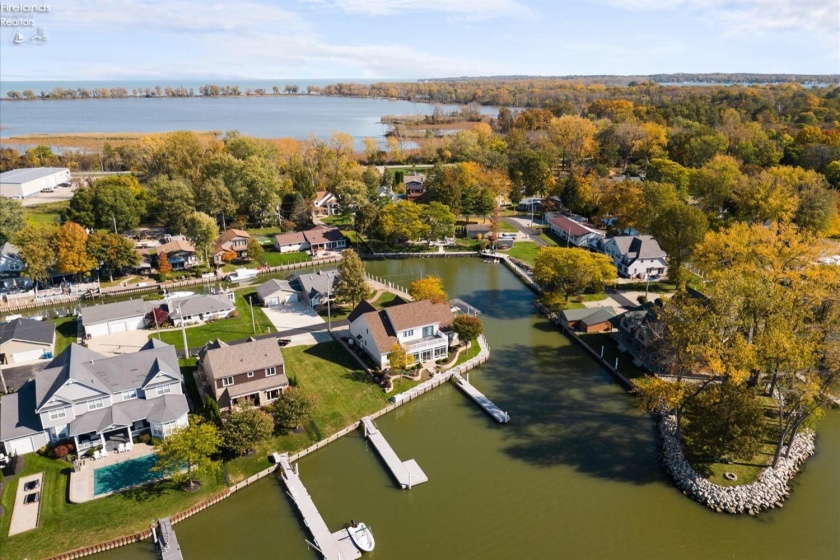 1921 Nan Avenue, Marblehead, 43440, 3 Bedrooms Bedrooms, ,2 BathroomsBathrooms,Residential,For Sale,Nan,20254284