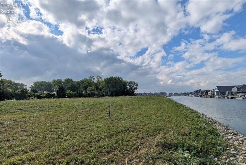 2396 Yacht Club Lane, Marblehead, 43440, ,Land,For Sale,Yacht Club,20254605