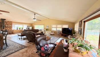 4018 Cleveland Rd, Huron, 44839, 5 Bedrooms Bedrooms, ,2 BathroomsBathrooms,Residential,For Sale,Cleveland Rd,20254290