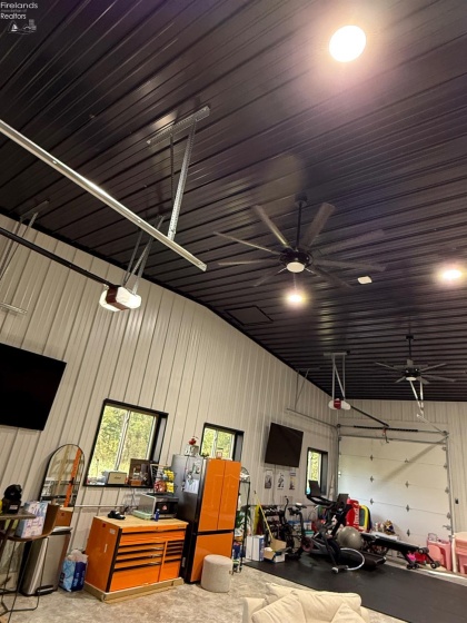 4018 Cleveland Rd, Huron, 44839, 5 Bedrooms Bedrooms, ,2 BathroomsBathrooms,Residential,For Sale,Cleveland Rd,20254290