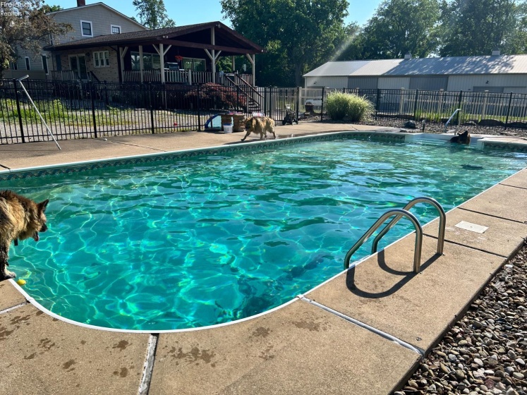 4018 Cleveland Rd, Huron, 44839, 5 Bedrooms Bedrooms, ,2 BathroomsBathrooms,Residential,For Sale,Cleveland Rd,20254290