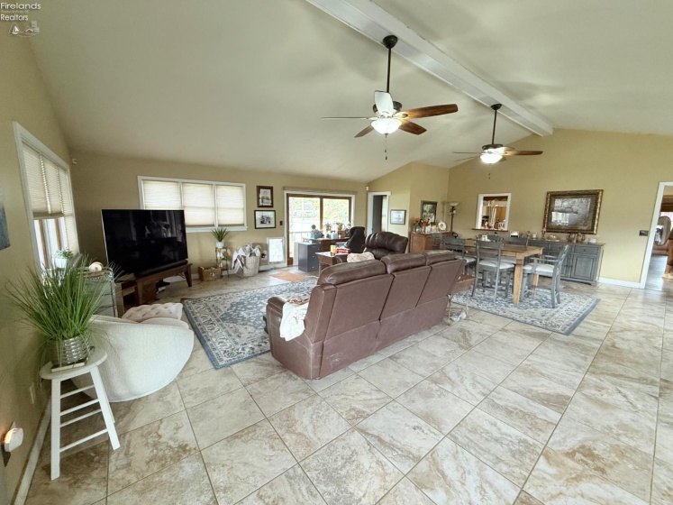 4018 Cleveland Rd, Huron, 44839, 5 Bedrooms Bedrooms, ,2 BathroomsBathrooms,Residential,For Sale,Cleveland Rd,20254290