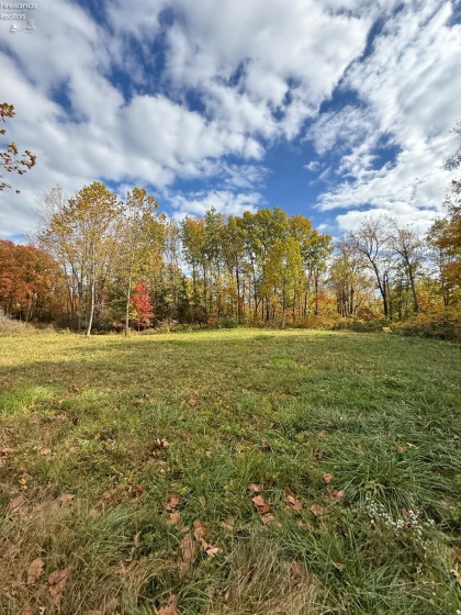 4018 Cleveland Rd, Huron, 44839, 5 Bedrooms Bedrooms, ,2 BathroomsBathrooms,Residential,For Sale,Cleveland Rd,20254290