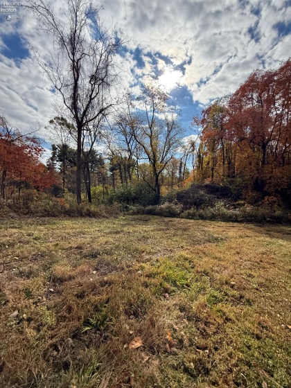 4018 Cleveland Rd, Huron, 44839, 5 Bedrooms Bedrooms, ,2 BathroomsBathrooms,Residential,For Sale,Cleveland Rd,20254290