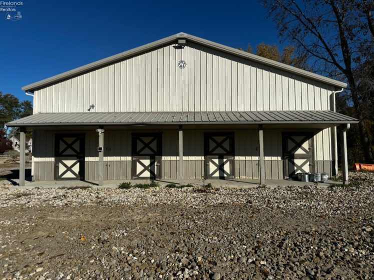 4018 Cleveland Rd, Huron, 44839, 5 Bedrooms Bedrooms, ,2 BathroomsBathrooms,Residential,For Sale,Cleveland Rd,20254290