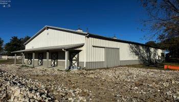4018 Cleveland Rd, Huron, 44839, 5 Bedrooms Bedrooms, ,2 BathroomsBathrooms,Residential,For Sale,Cleveland Rd,20254290