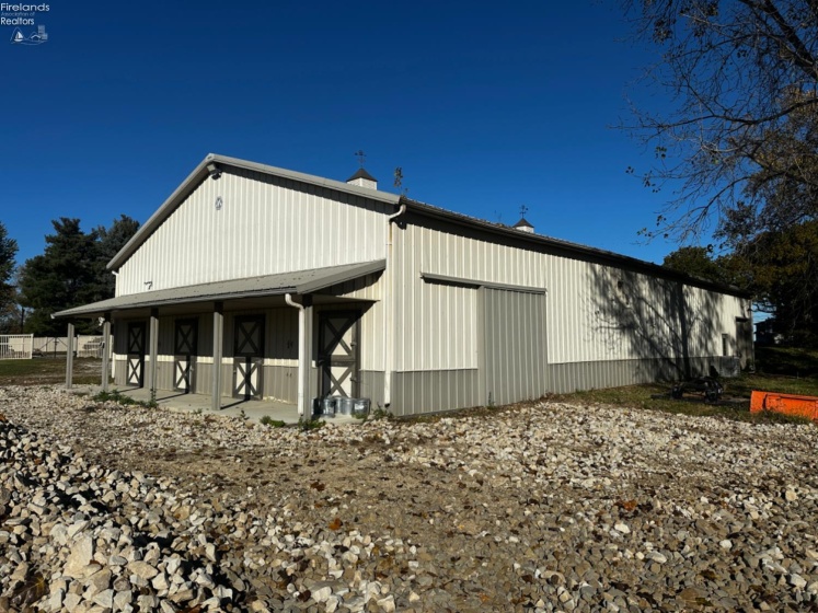 4018 Cleveland Rd, Huron, 44839, 5 Bedrooms Bedrooms, ,2 BathroomsBathrooms,Residential,For Sale,Cleveland Rd,20254290