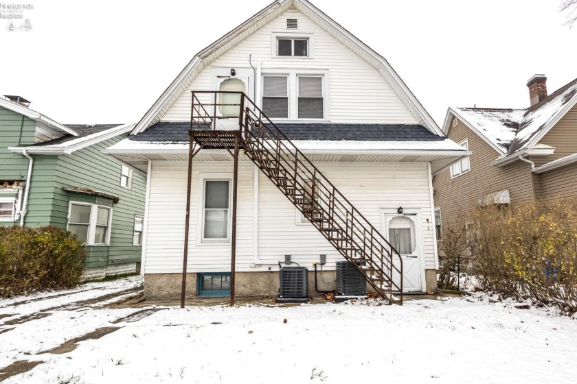 1225 Osborne Street, Sandusky, 44870, ,Multiple Units,For Sale,Osborne,20254677