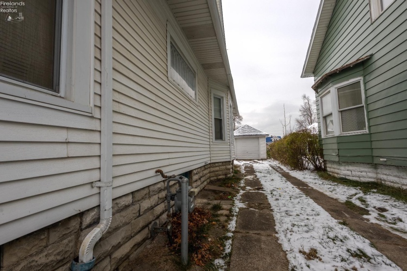 1225 Osborne Street, Sandusky, 44870, ,Multiple Units,For Sale,Osborne,20254677