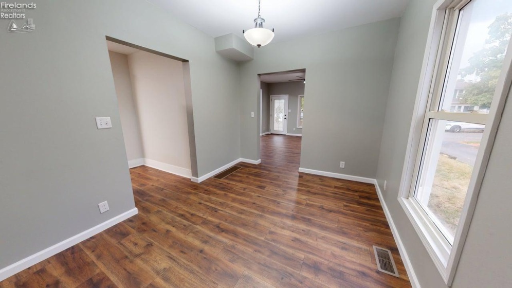 620 Dale Avenue, Willard, 44890, 3 Bedrooms Bedrooms, ,2 BathroomsBathrooms,Residential,For Sale,Dale,20253772