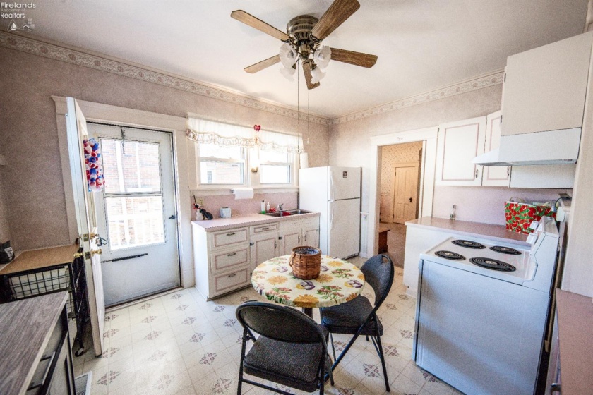 1035 Campbell Street, Sandusky, 44870, 3 Bedrooms Bedrooms, ,2 BathroomsBathrooms,Residential,For Sale,Campbell,20252499