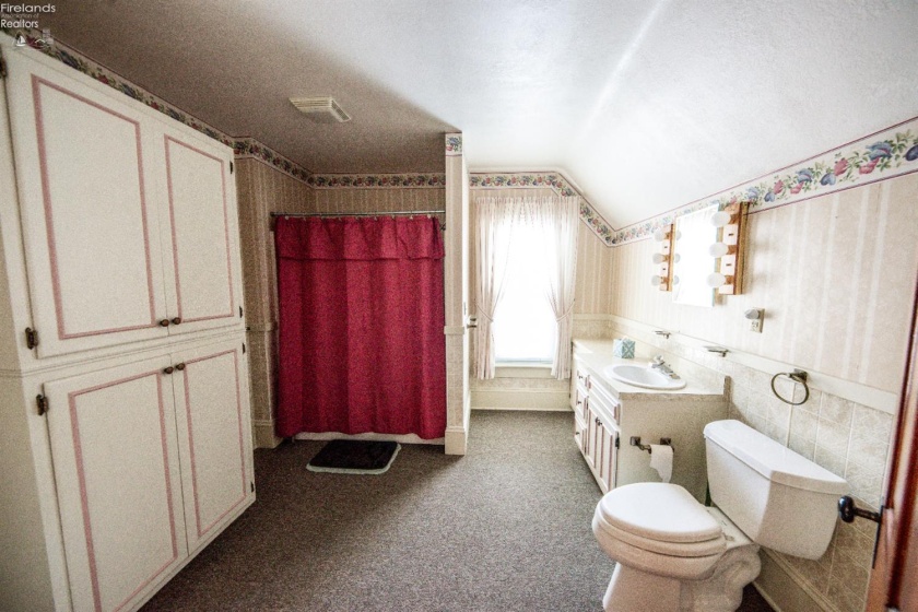 1035 Campbell Street, Sandusky, 44870, 3 Bedrooms Bedrooms, ,2 BathroomsBathrooms,Residential,For Sale,Campbell,20252499