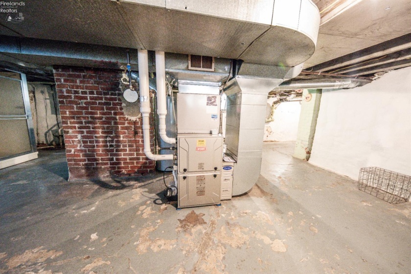 1035 Campbell Street, Sandusky, 44870, 3 Bedrooms Bedrooms, ,2 BathroomsBathrooms,Residential,For Sale,Campbell,20252499