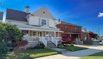 1035 Campbell Street, Sandusky, 44870, 3 Bedrooms Bedrooms, ,2 BathroomsBathrooms,Residential,For Sale,Campbell,20252499 1035 Campbell Street, Sandusky, 44870, 3 Bedrooms Bedrooms, ,2 BathroomsBathrooms,Residential,For Sale,Campbell,20252499