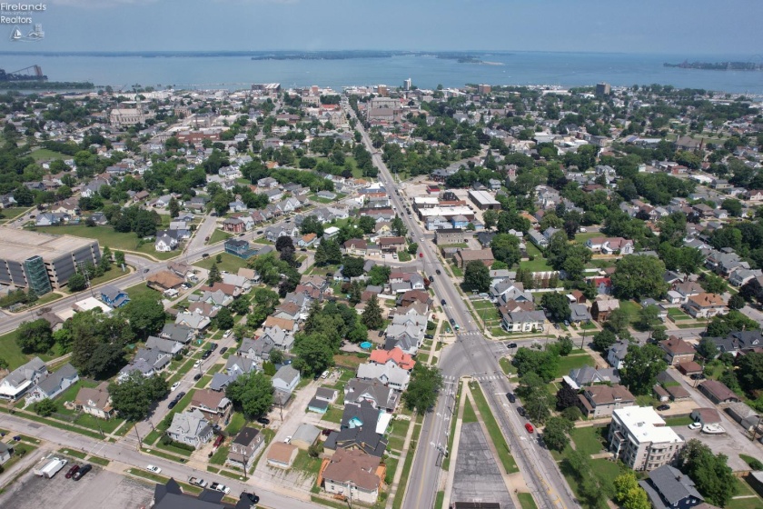 1035 Campbell Street, Sandusky, 44870, 3 Bedrooms Bedrooms, ,2 BathroomsBathrooms,Residential,For Sale,Campbell,20252499