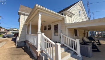 1035 Campbell Street, Sandusky, 44870, 3 Bedrooms Bedrooms, ,2 BathroomsBathrooms,Residential,For Sale,Campbell,20252499 1035 Campbell Street, Sandusky, 44870, 3 Bedrooms Bedrooms, ,2 BathroomsBathrooms,Residential,For Sale,Campbell,20252499