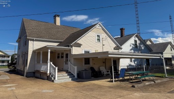 1035 Campbell Street, Sandusky, 44870, 3 Bedrooms Bedrooms, ,2 BathroomsBathrooms,Residential,For Sale,Campbell,20252499 1035 Campbell Street, Sandusky, 44870, 3 Bedrooms Bedrooms, ,2 BathroomsBathrooms,Residential,For Sale,Campbell,20252499