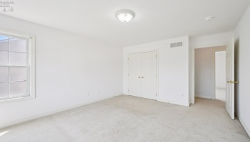 1654 Sunflower Street, Lewis Center, 43035, 4 Bedrooms Bedrooms, ,4 BathroomsBathrooms,Residential,For Sale,Sunflower,20252772