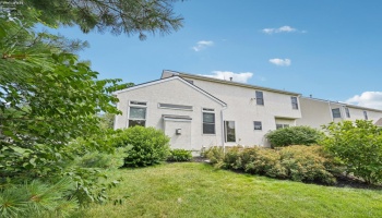 1654 Sunflower Street, Lewis Center, 43035, 4 Bedrooms Bedrooms, ,4 BathroomsBathrooms,Residential,For Sale,Sunflower,20252772