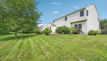 1654 Sunflower Street, Lewis Center, 43035, 4 Bedrooms Bedrooms, ,4 BathroomsBathrooms,Residential,For Sale,Sunflower,20252772