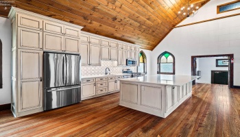 801 3rd Street, Port Clinton, 43452, 3 Bedrooms Bedrooms, ,2 BathroomsBathrooms,Residential,For Sale,3rd,20253390