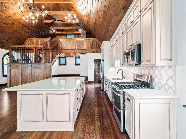 801 3rd Street, Port Clinton, 43452, 3 Bedrooms Bedrooms, ,2 BathroomsBathrooms,Residential,For Sale,3rd,20253390