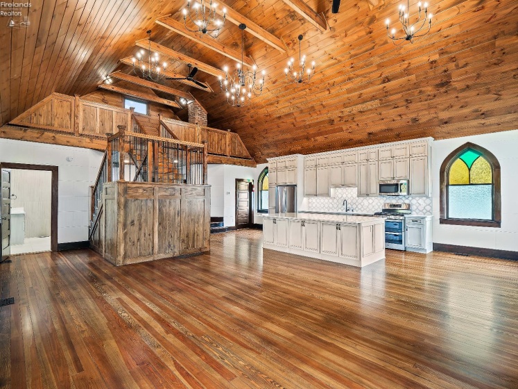 801 3rd Street, Port Clinton, 43452, 3 Bedrooms Bedrooms, ,2 BathroomsBathrooms,Residential,For Sale,3rd,20253390