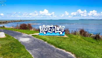 801 3rd Street, Port Clinton, 43452, 3 Bedrooms Bedrooms, ,2 BathroomsBathrooms,Residential,For Sale,3rd,20253390