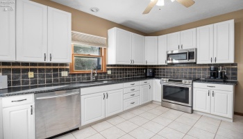 1095 Arrowhead, Vermilion, 44089, 5 Bedrooms Bedrooms, ,5 BathroomsBathrooms,Residential,For Sale,Arrowhead,20254145 1095 Arrowhead, Vermilion, 44089, 5 Bedrooms Bedrooms, ,5 BathroomsBathrooms,Residential,For Sale,Arrowhead,20254145