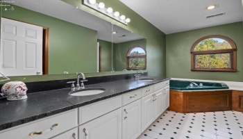 1095 Arrowhead, Vermilion, 44089, 5 Bedrooms Bedrooms, ,5 BathroomsBathrooms,Residential,For Sale,Arrowhead,20254145 1095 Arrowhead, Vermilion, 44089, 5 Bedrooms Bedrooms, ,5 BathroomsBathrooms,Residential,For Sale,Arrowhead,20254145