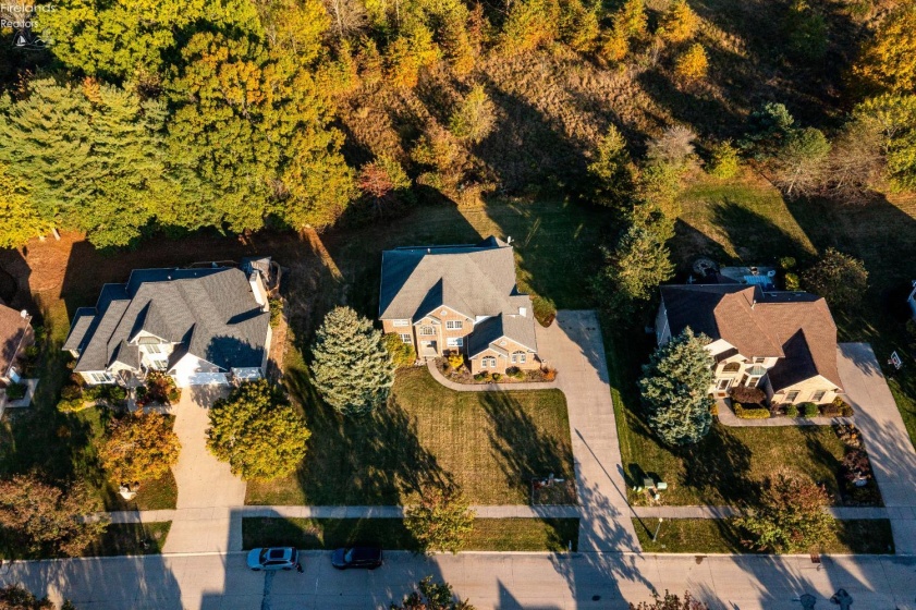 1095 Arrowhead, Vermilion, 44089, 5 Bedrooms Bedrooms, ,5 BathroomsBathrooms,Residential,For Sale,Arrowhead,20254145