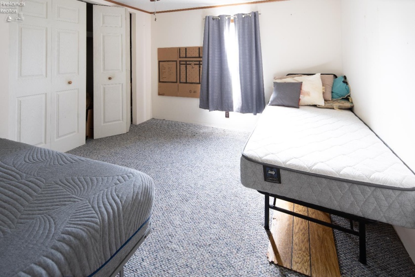 1730 Port Clinton Rd, Fremont, 43420, 1 Bedroom Bedrooms, ,1 BathroomBathrooms,Residential,For Sale,Port Clinton Rd,20253781