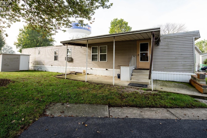 1730 Port Clinton Rd, Fremont, 43420, 1 Bedroom Bedrooms, ,1 BathroomBathrooms,Residential,For Sale,Port Clinton Rd,20253781