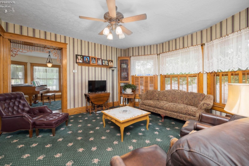 280 Main Street, Norwalk, 44857, 3 Bedrooms Bedrooms, ,2 BathroomsBathrooms,Residential,For Sale,Main,20252557