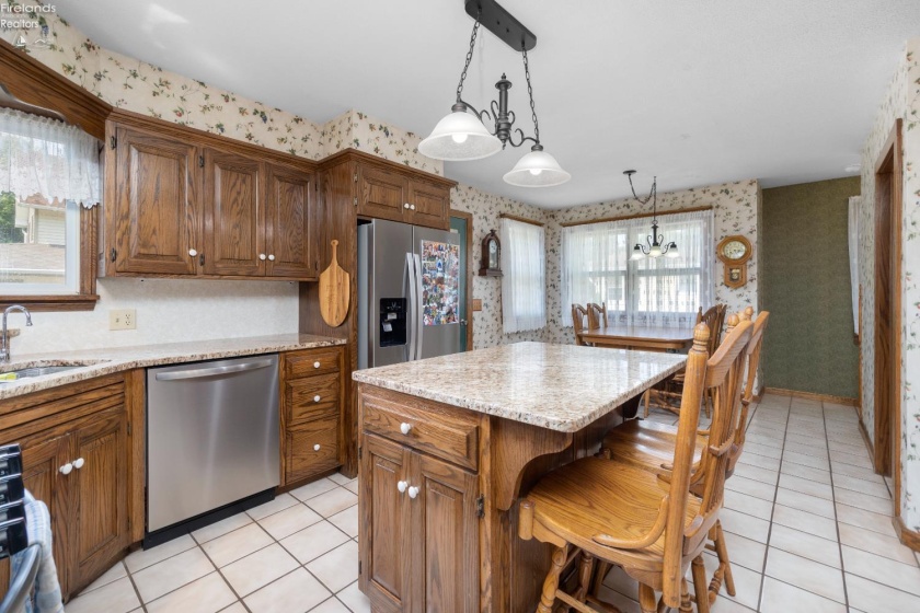 280 Main Street, Norwalk, 44857, 3 Bedrooms Bedrooms, ,2 BathroomsBathrooms,Residential,For Sale,Main,20252557