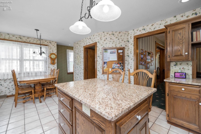 280 Main Street, Norwalk, 44857, 3 Bedrooms Bedrooms, ,2 BathroomsBathrooms,Residential,For Sale,Main,20252557