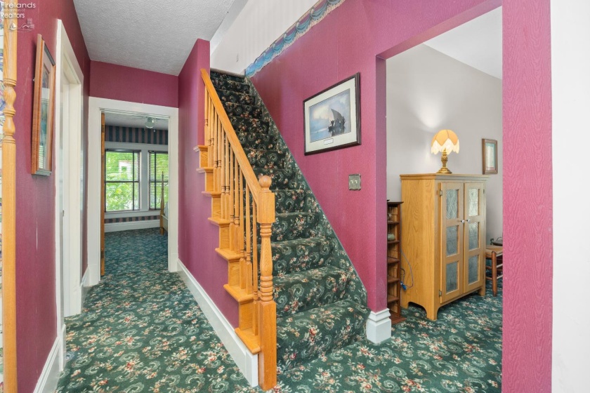 280 Main Street, Norwalk, 44857, 3 Bedrooms Bedrooms, ,2 BathroomsBathrooms,Residential,For Sale,Main,20252557