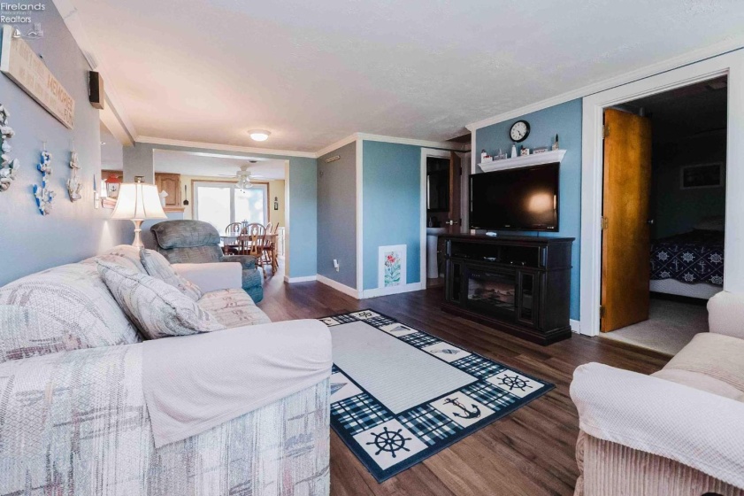 2058 Skyline Drive, Marblehead, 43440, 3 Bedrooms Bedrooms, ,2 BathroomsBathrooms,Residential,For Sale,Skyline,20253997