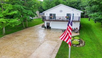 3345 Memorial Shoreway Drive, Marblehead, 43440, 3 Bedrooms Bedrooms, ,2 BathroomsBathrooms,Residential,For Sale,Memorial Shoreway,20252178 3345 Memorial Shoreway Drive, Marblehead, 43440, 3 Bedrooms Bedrooms, ,2 BathroomsBathrooms,Residential,For Sale,Memorial Shoreway,20252178